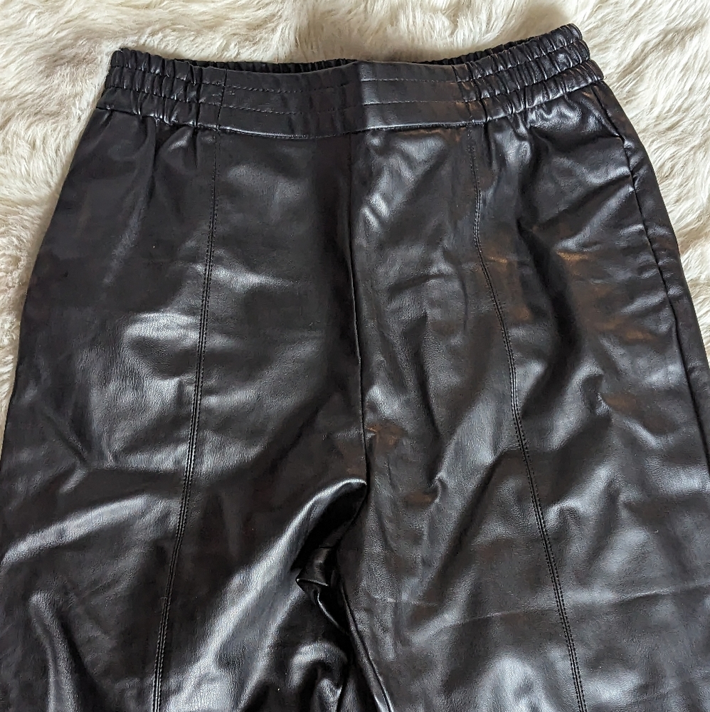 NWT Zara Faux Leather High Waisted Joggers - Picture 8 of 16